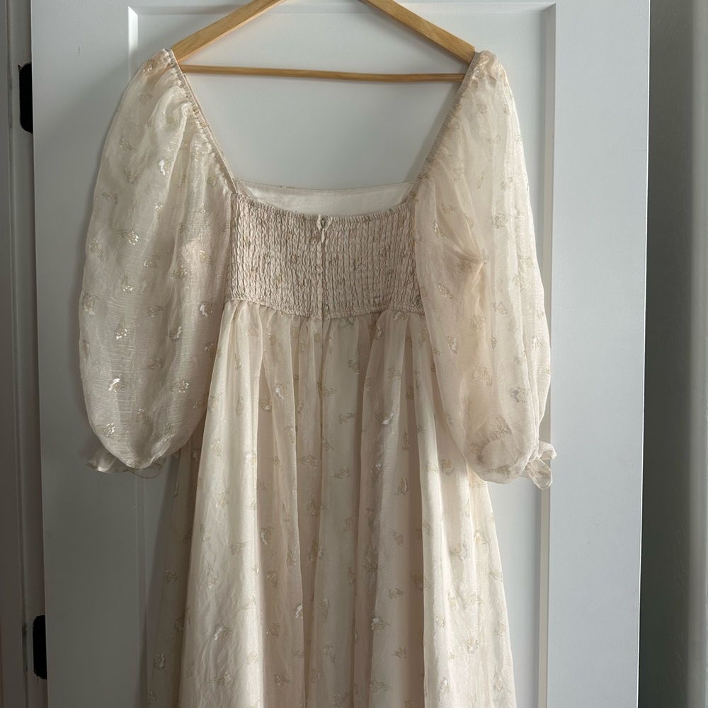 Worth Collective Mona Maxi Dress with Smocking in Butter Floral Size Medium - Picture 13 of 16
